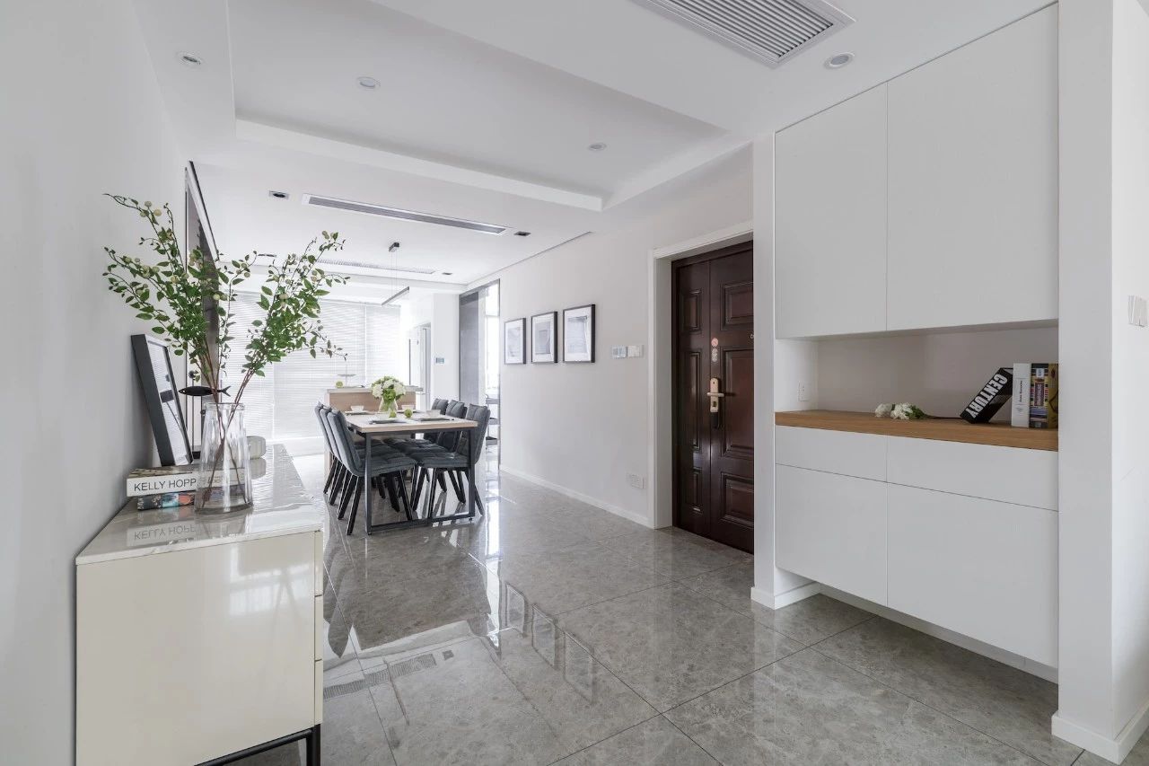 【一家一裝飾】沒有玄關(guān)的房子鞋子都放哪里？