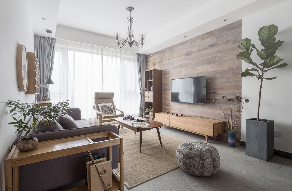 家里裝修衛(wèi)生間是先貼瓷磚好，還是先裝馬桶好？