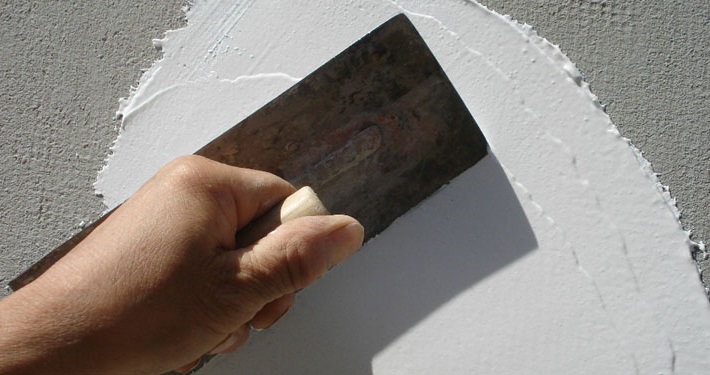 家庭裝修為什么要刮膩?zhàn)臃郏磕佔(zhàn)臃墼趺垂? /></a></div>

                        <div   id=